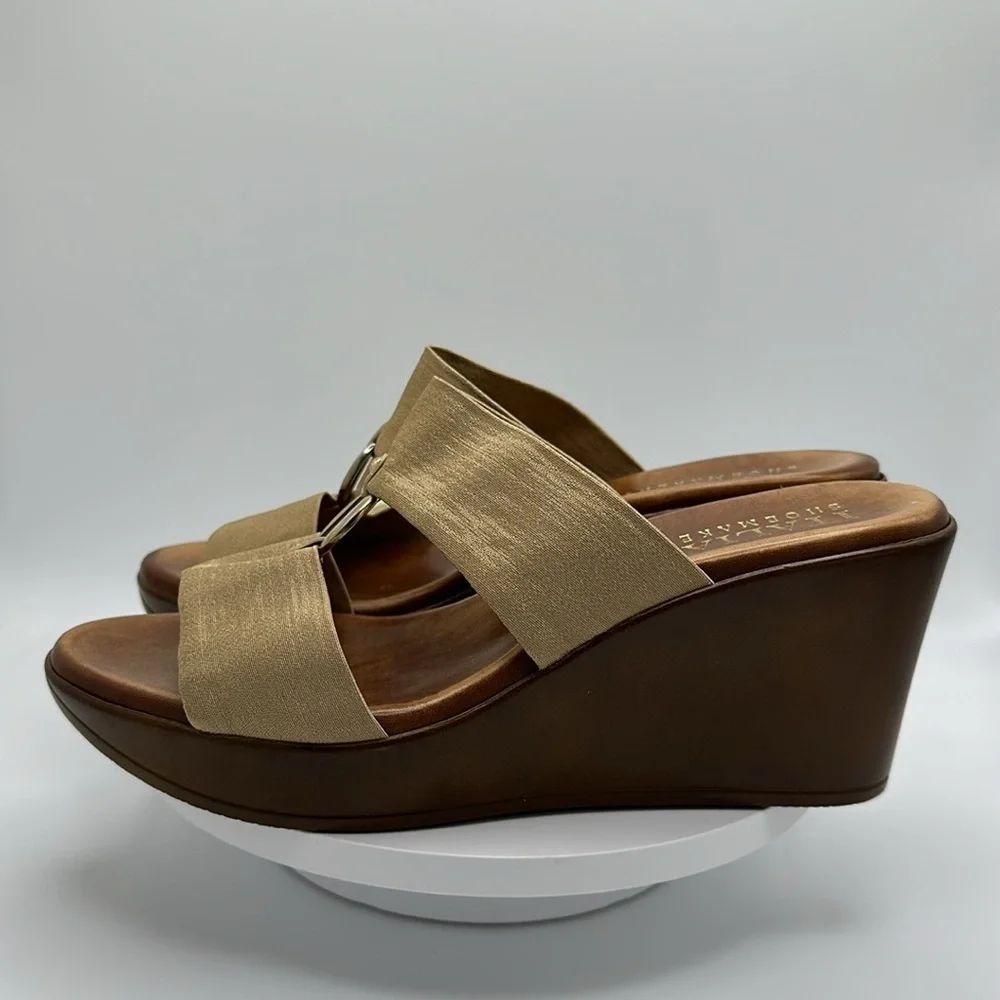 ITALIAN SHOEMAKERS Gold Strap Wedge Sandals, Size 8.5